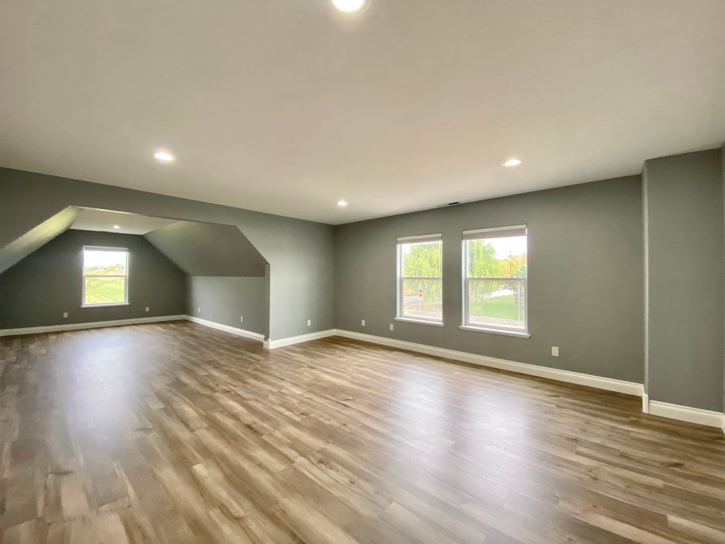 Yakima House: 7904 Easy Street