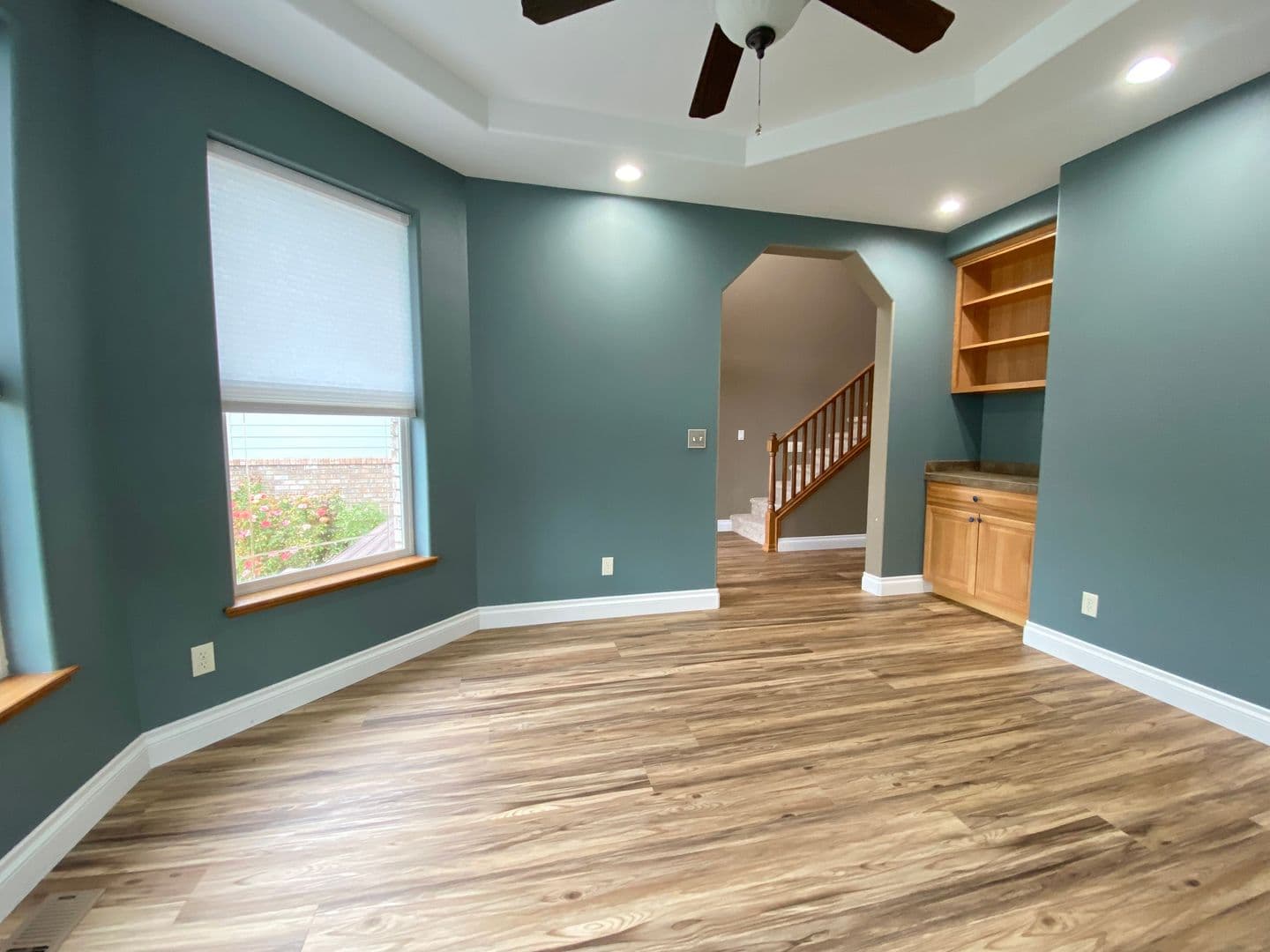 Yakima House: 7904 Easy Street