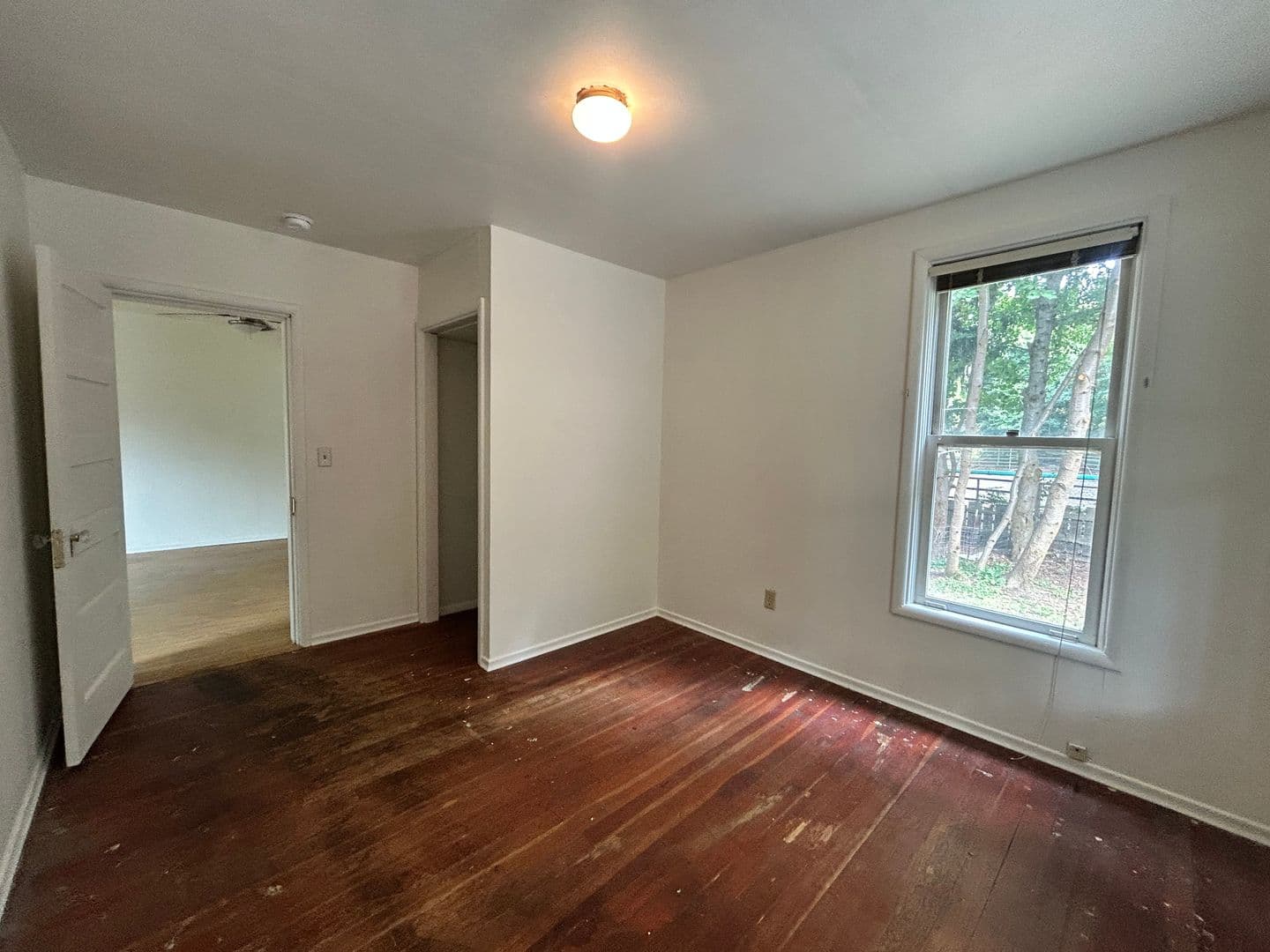 Ellesnburg House: 811 East 4th Avenue