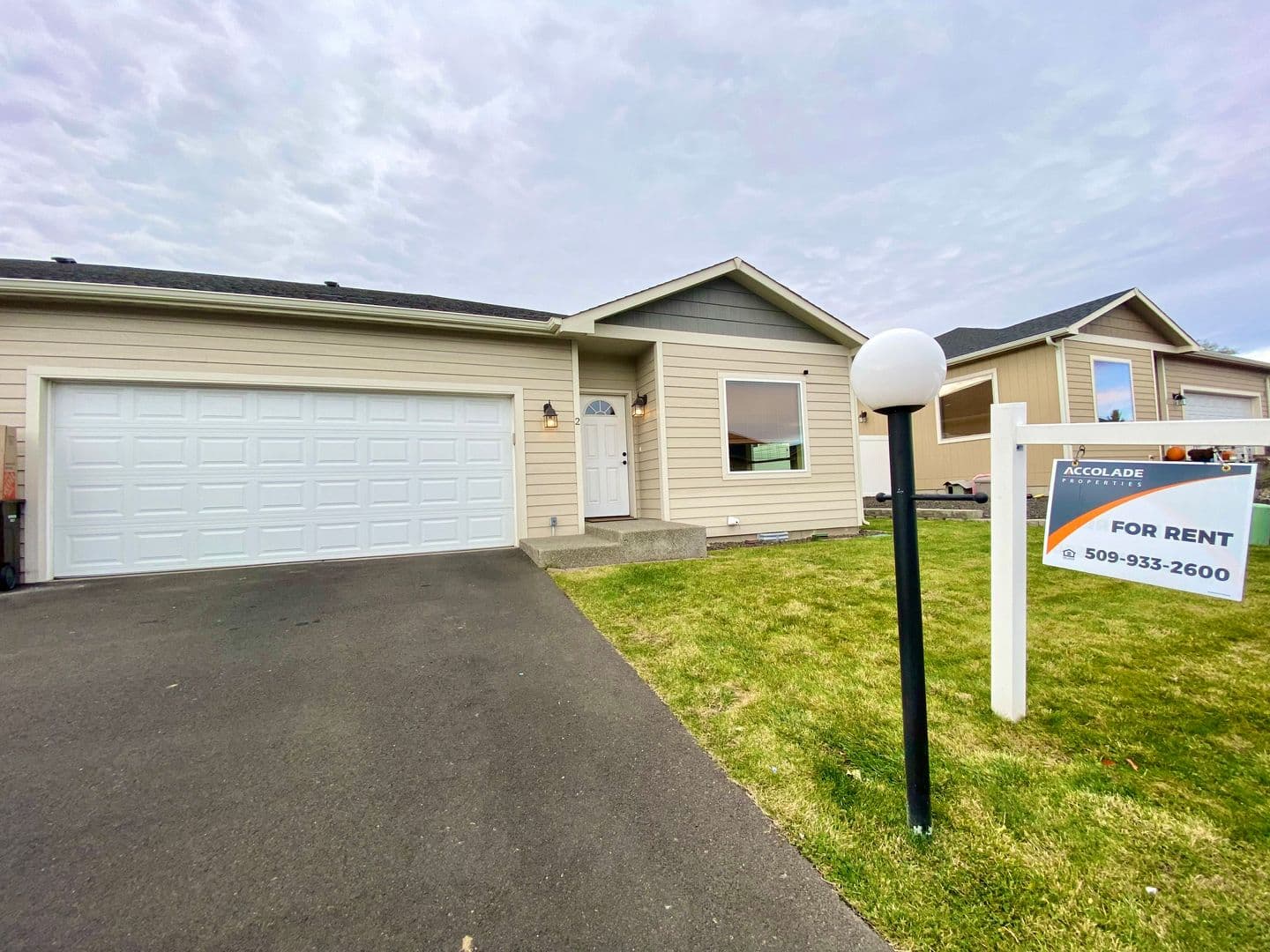 Yakima Apartment: 3102 Swan Avenue
