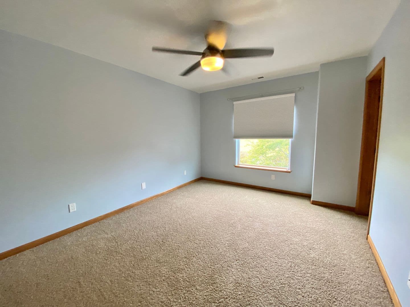 Yakima House: 7904 Easy Street