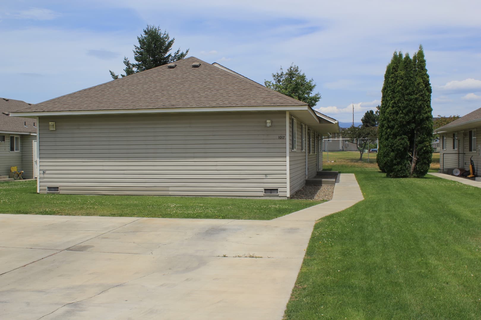 Ellensburg Apartment: 1017 East 19th Avenue