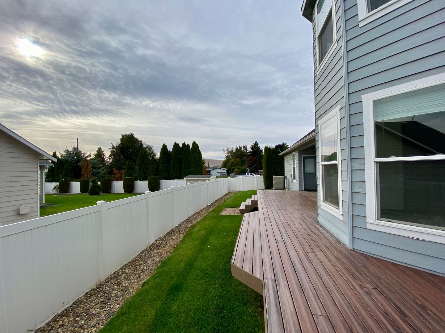 Yakima House: 7904 Easy Street