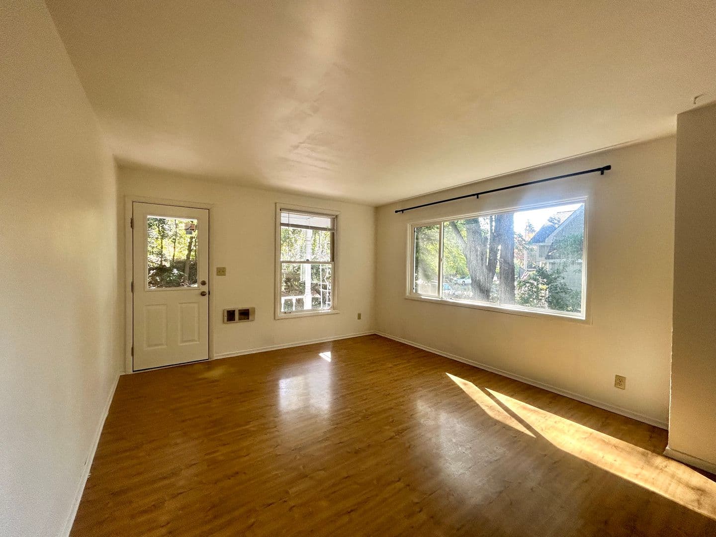 Ellesnburg House: 811 East 4th Avenue