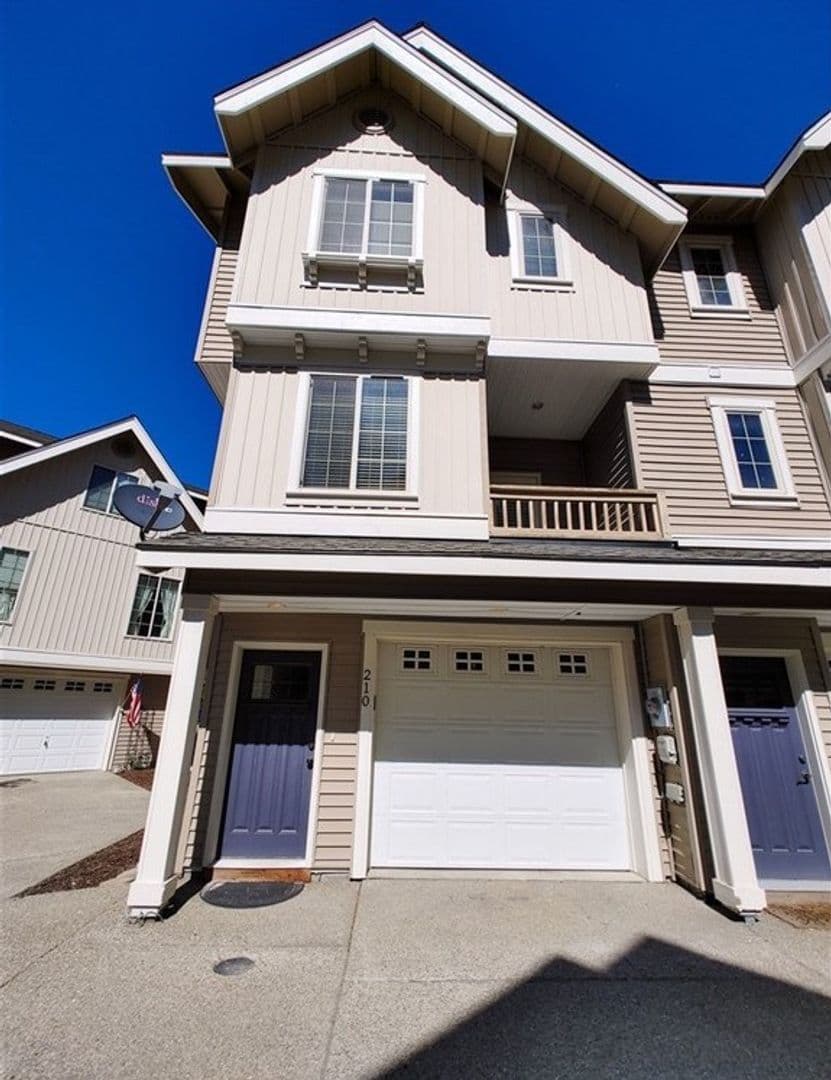 Cle Elum House: 210 Sagebrook Lane