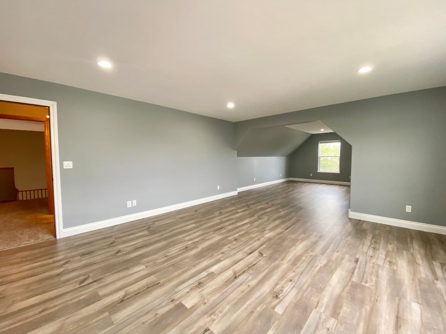 Yakima House: 7904 Easy Street