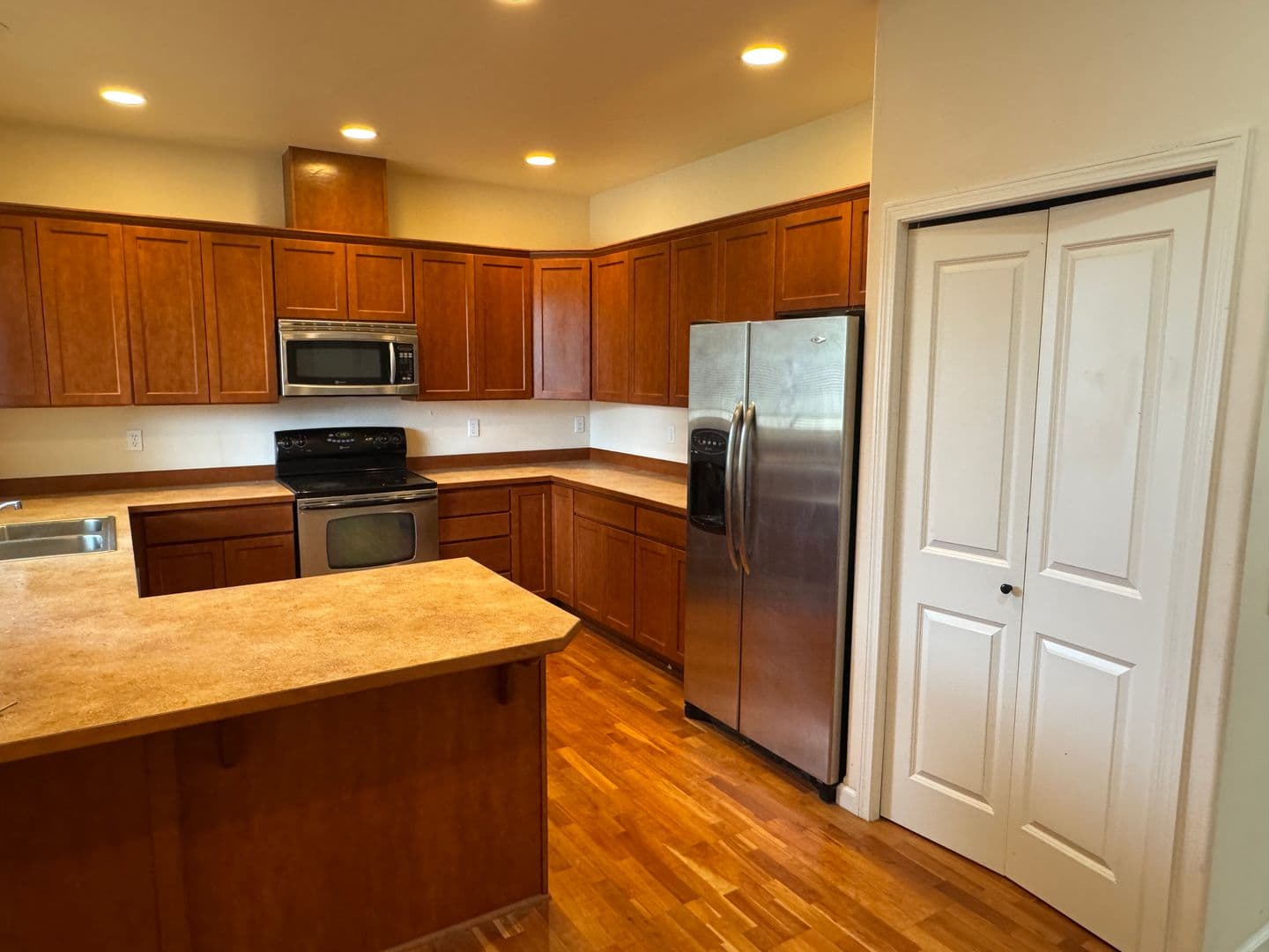 Ellensburg House: 1707 East Ashford Way
