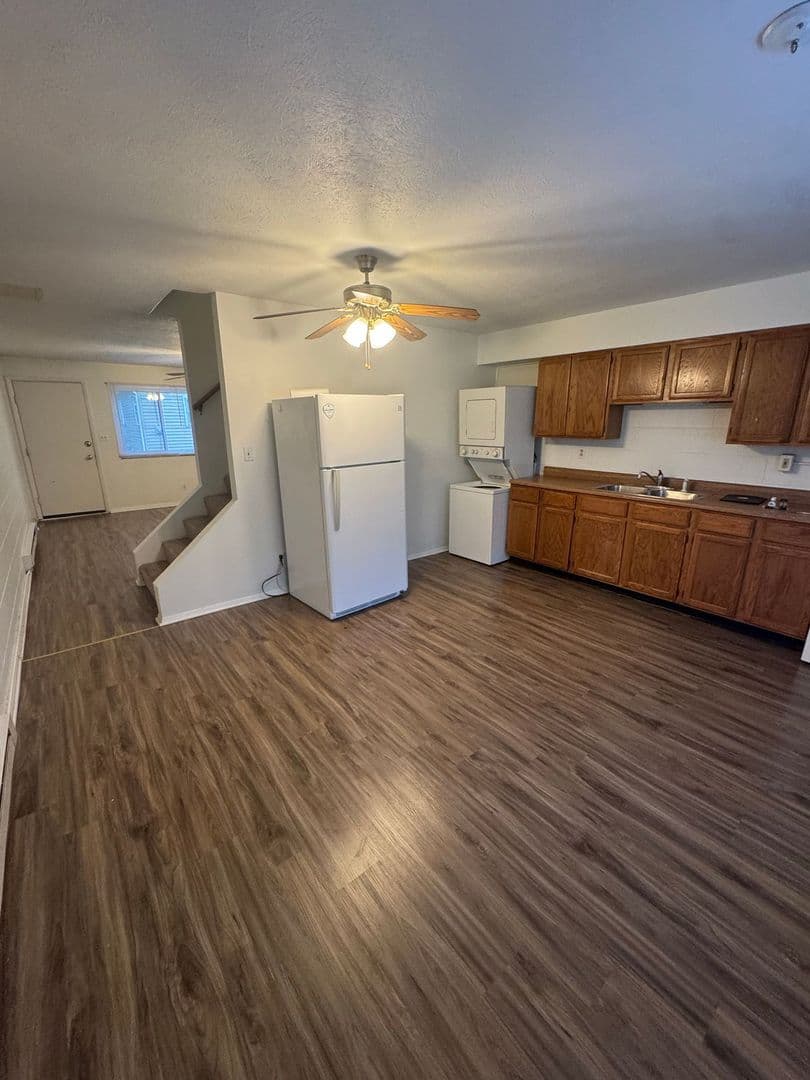 West Lafayette Apartment: 152 E Stadium