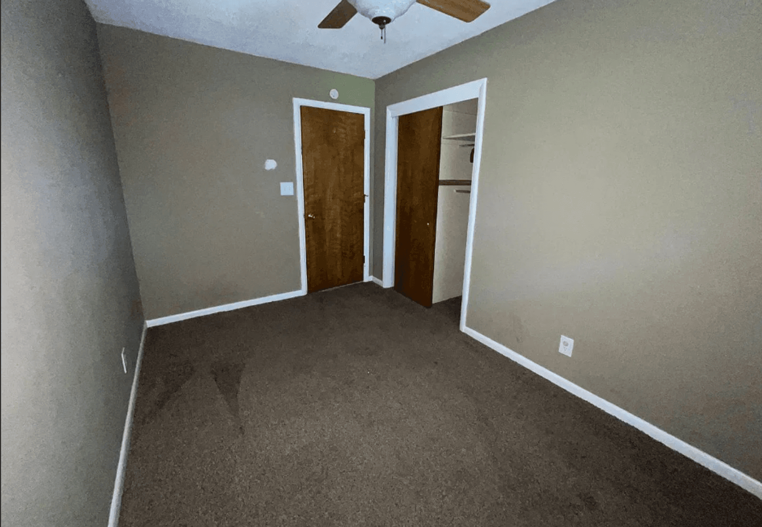 West Lafayette House: 804  Lindberg Rd