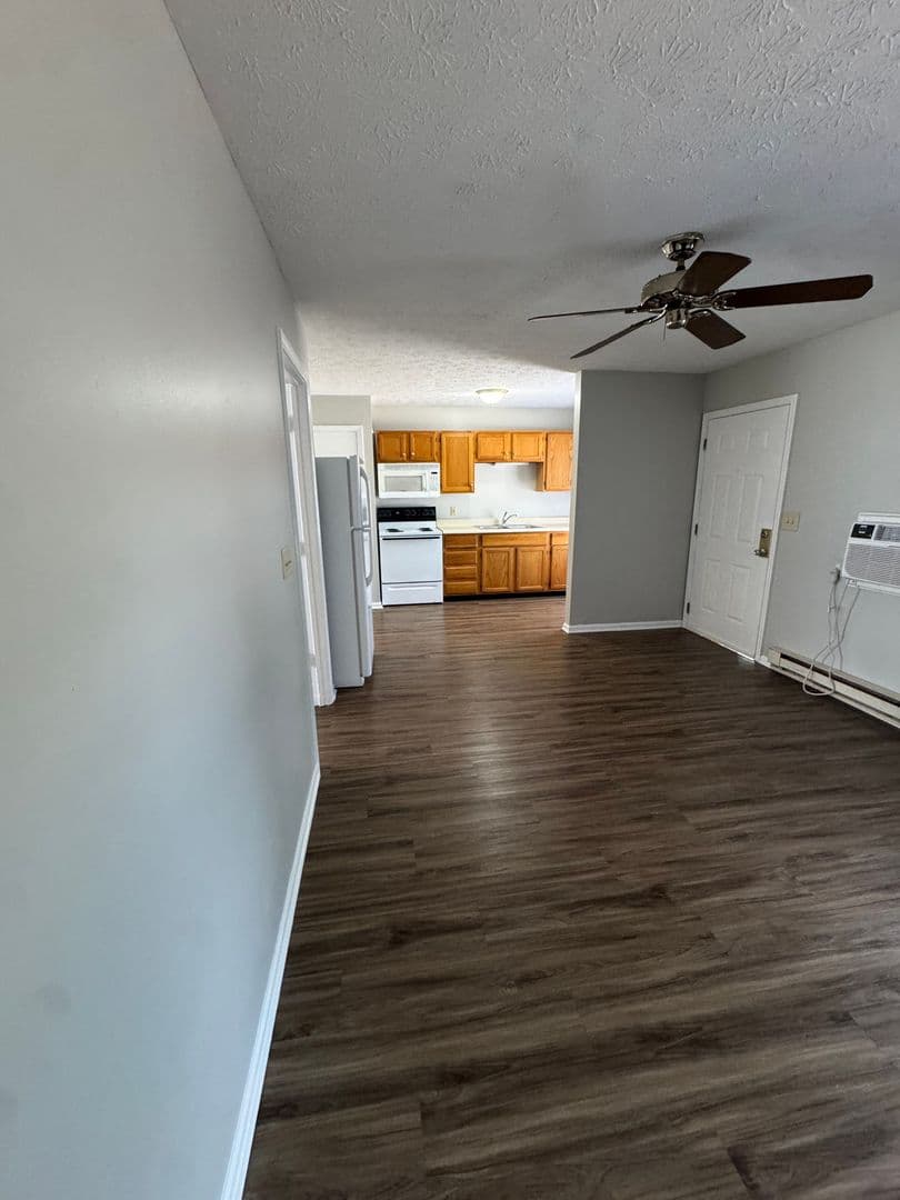 Lafayette Apartment: 318 S. 5th Street