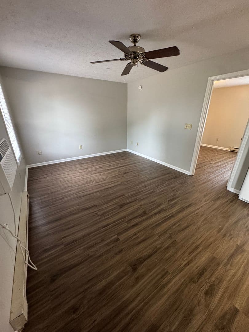 Lafayette Apartment: 318 S. 5th Street
