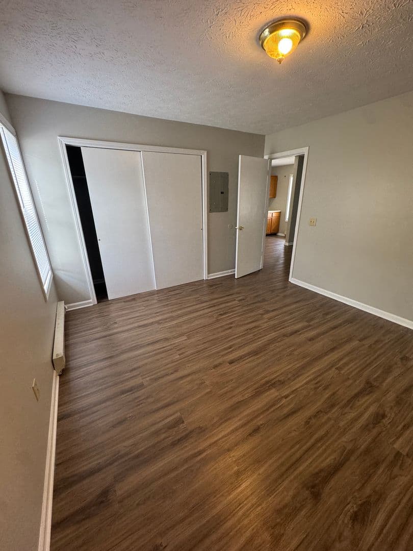 Lafayette Apartment: 318 S. 5th Street