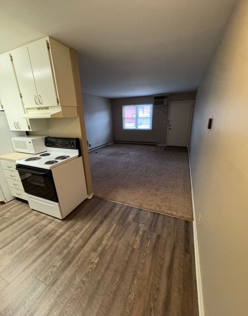 West Lafayette Apartment: 2330 Northwestern Ave