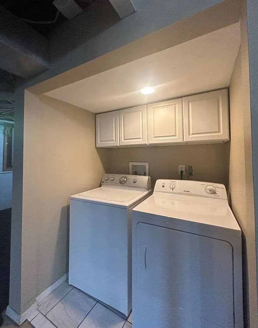 West Lafayette House: 2324 Northwestern Ave