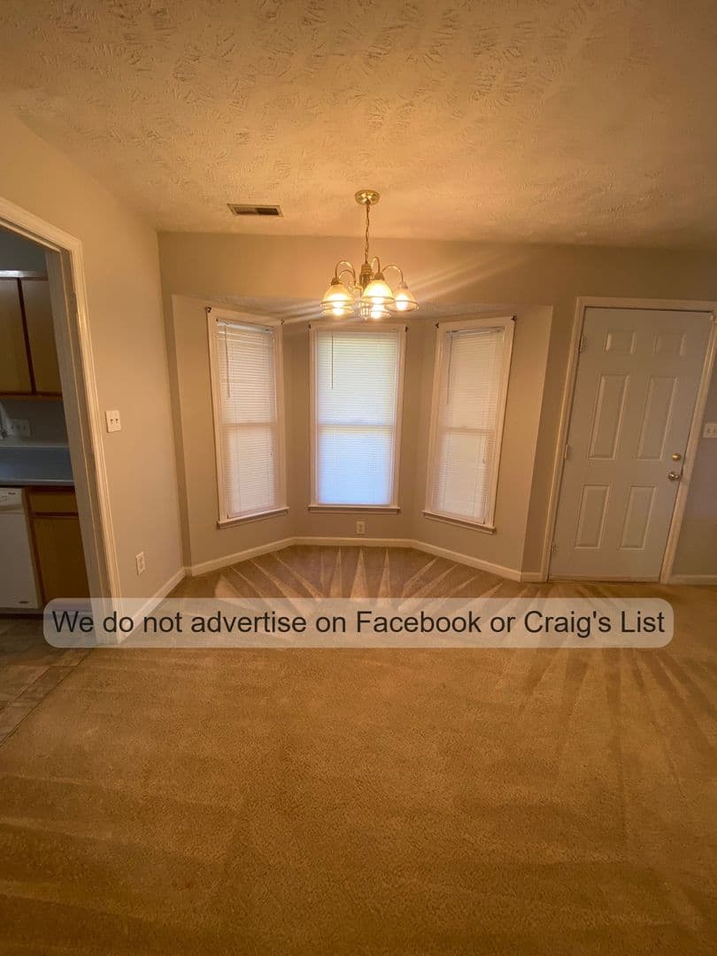 Fayetteville House: 6429 Rhemish Drive