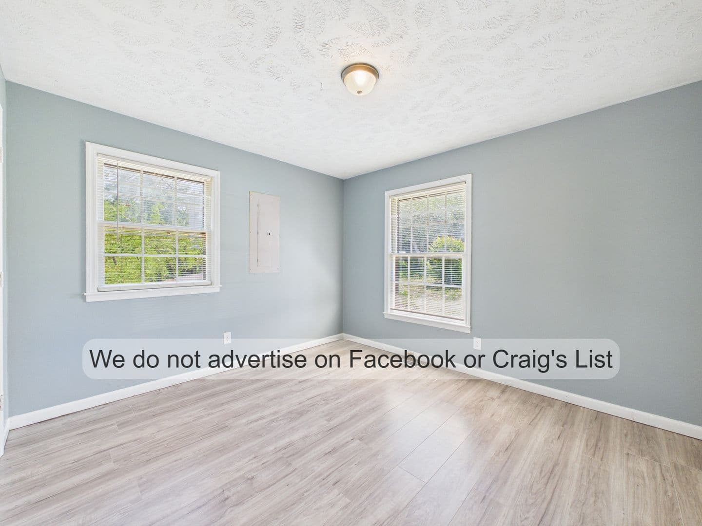 Fayetteville House: 5706 Selkirk Place
