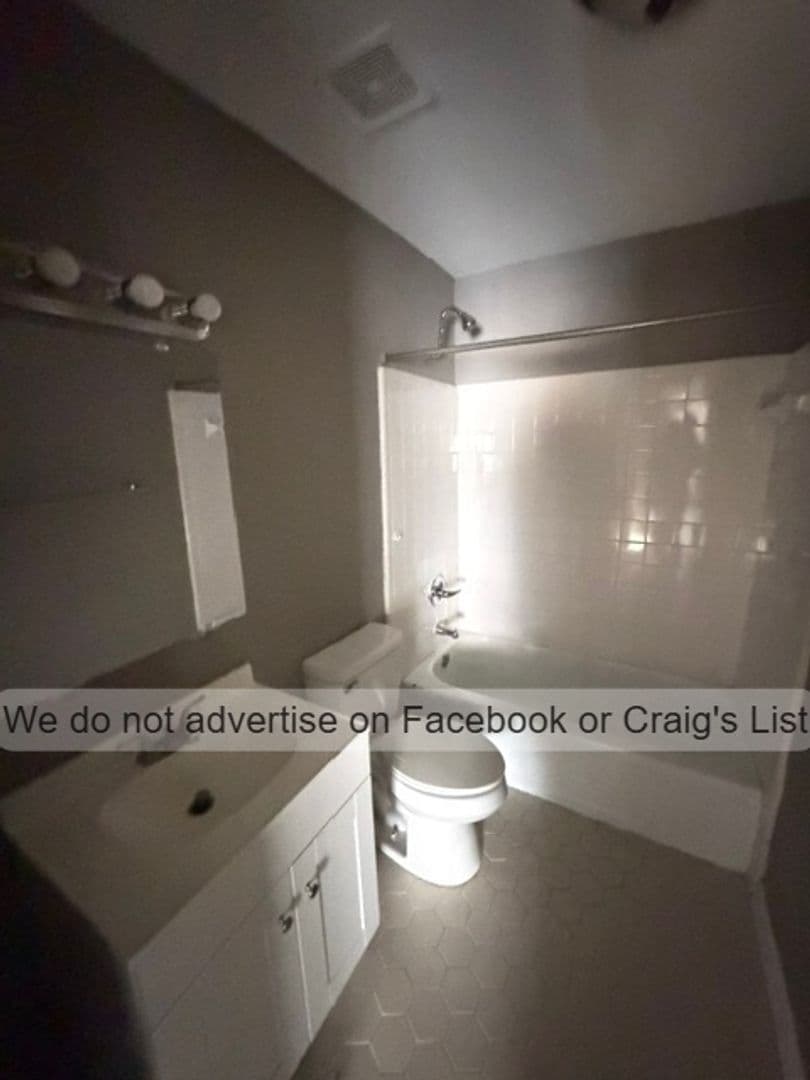 Fayetteville Apartment: 6475 Yadkin Rd