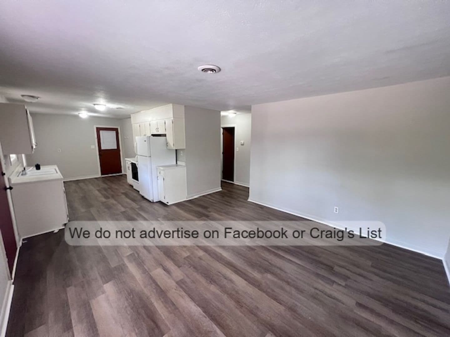 Fayetteville Apartment: 1021 W. Rowan Street