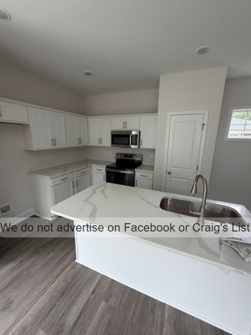 Spring Lake House: 722 Chapel Hill Road