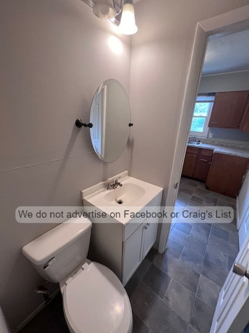 Fayetteville House: 1710 Gardenia Avenue