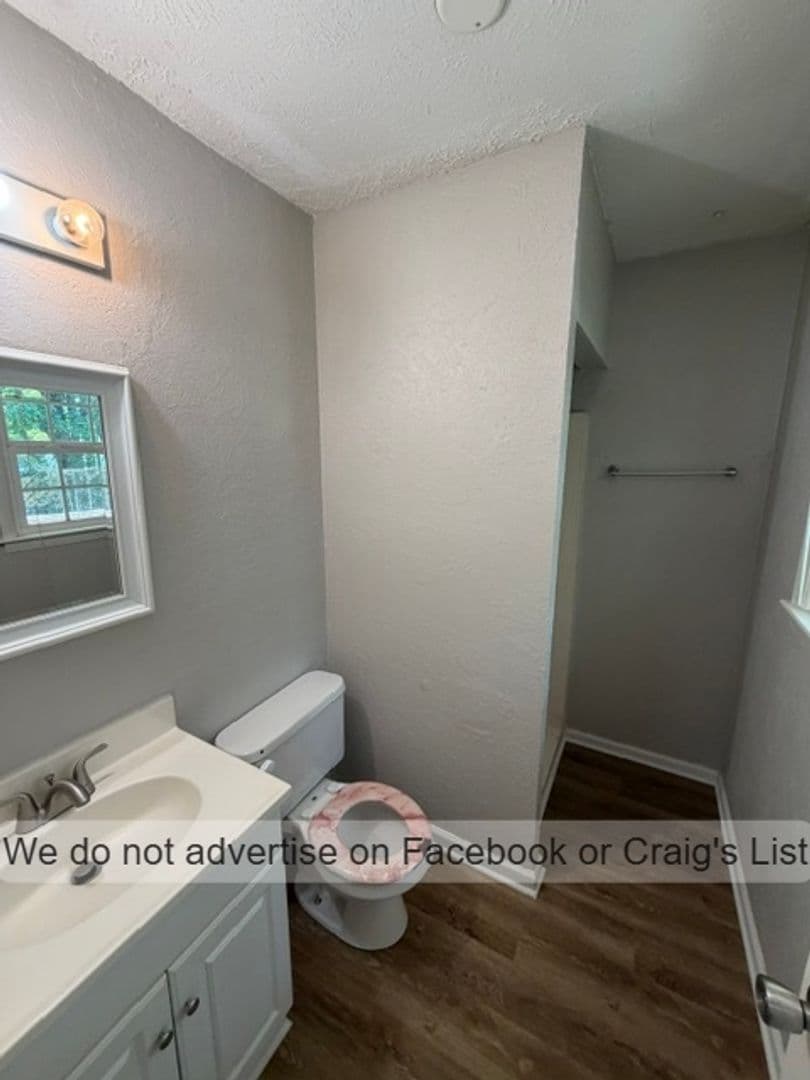 Fayetteville House: 608 Raven Place