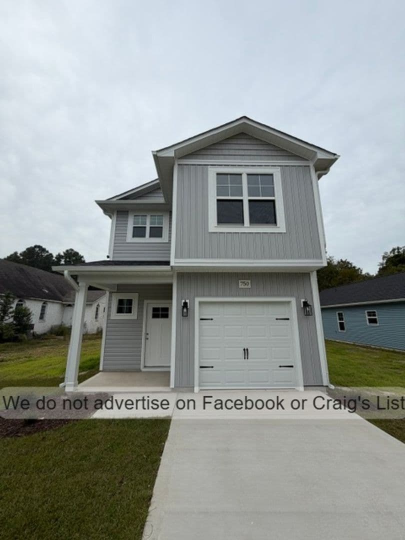 Spring Lake House: 750 Chapel Hill Road