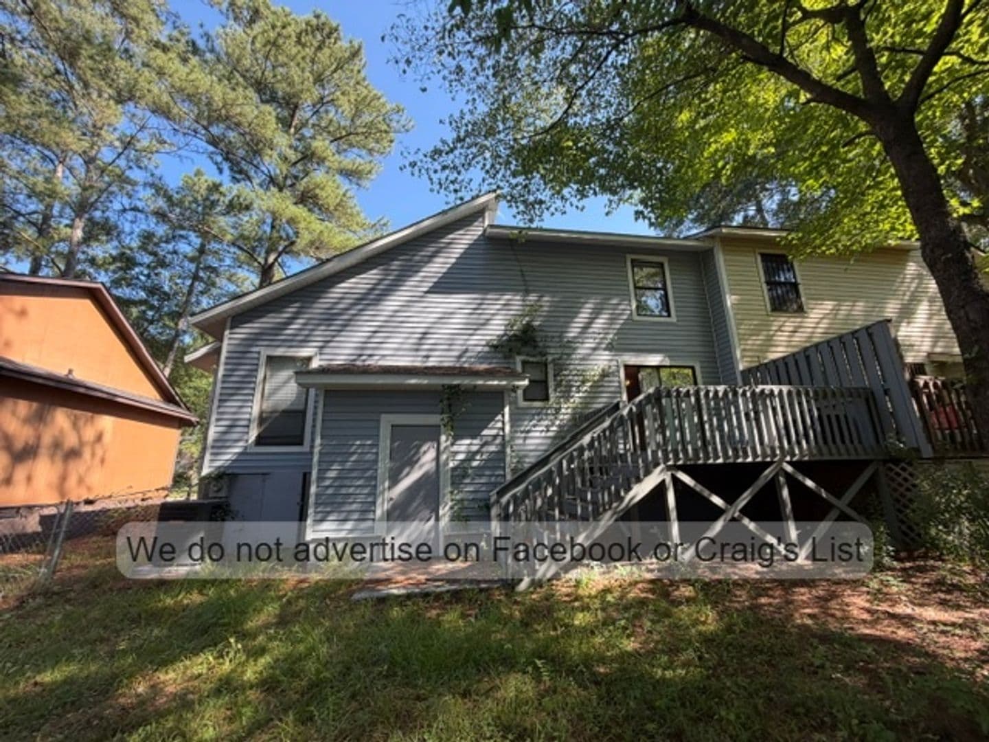 Fayetteville House: 6469 Kelmscot Court