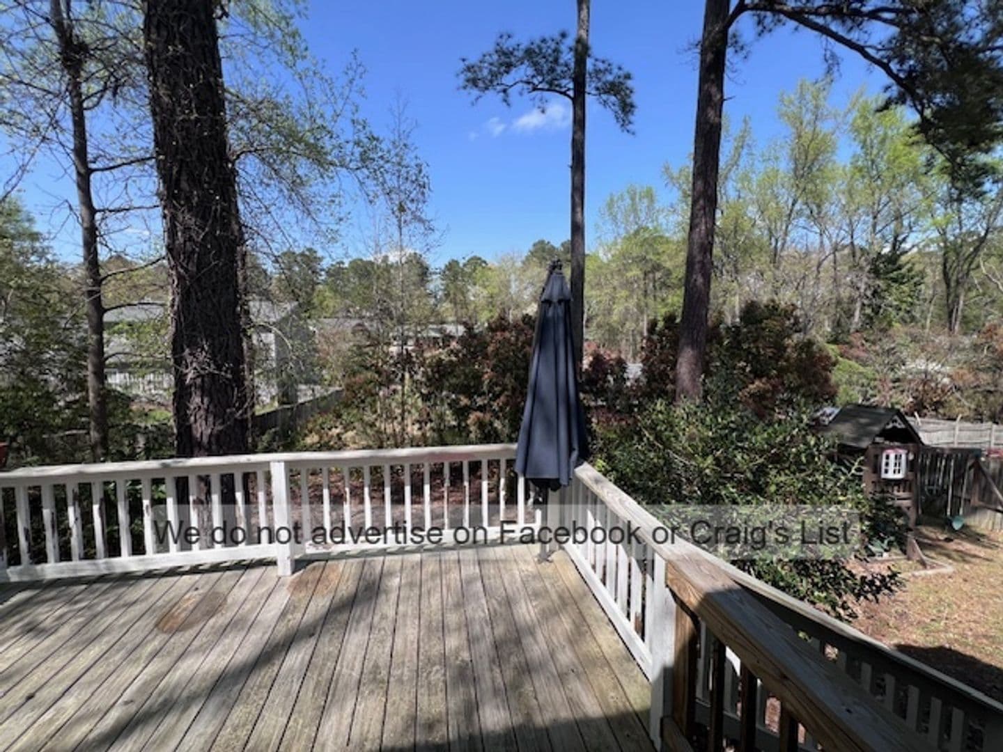 Fayetteville House: 1728 Lyon Road