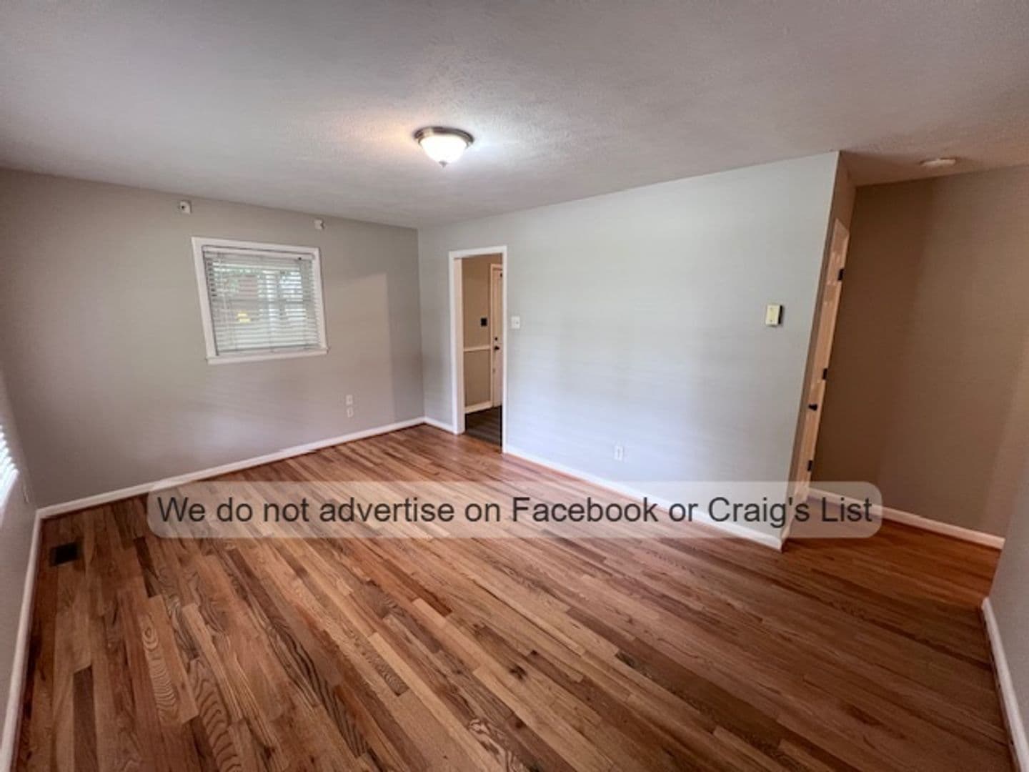 Fayetteville House: 219 N Ingleside Drive