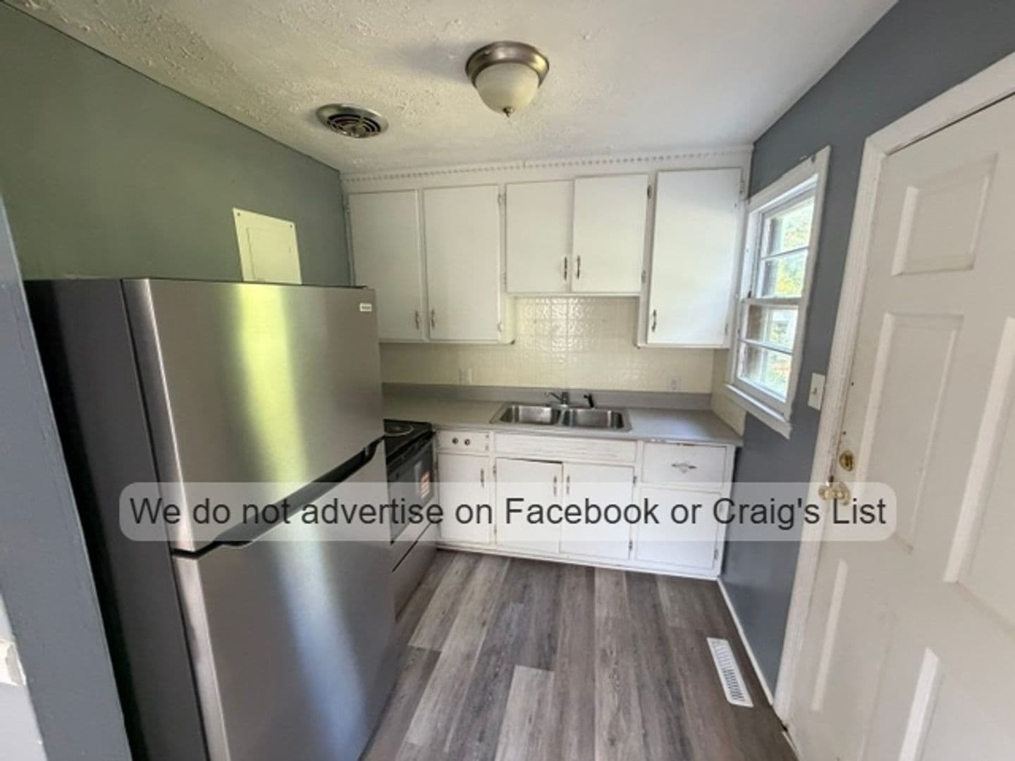 Fayetteville House: 2061 Osceola Drive