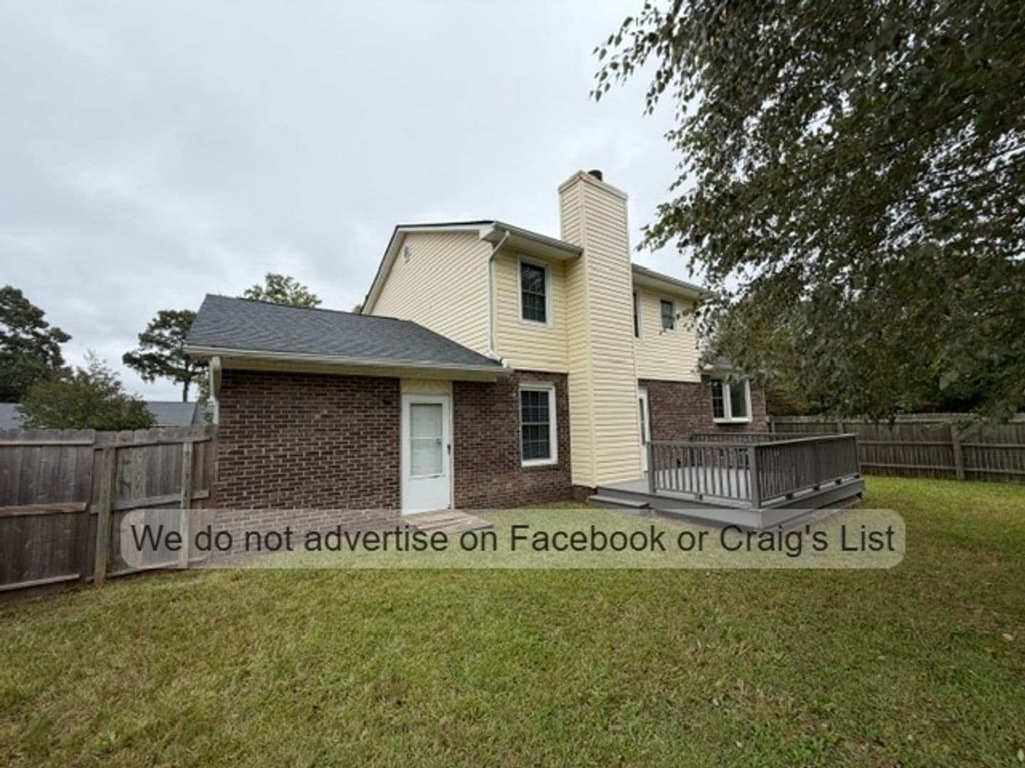 Fayetteville House: 1568 Rossmore Drive