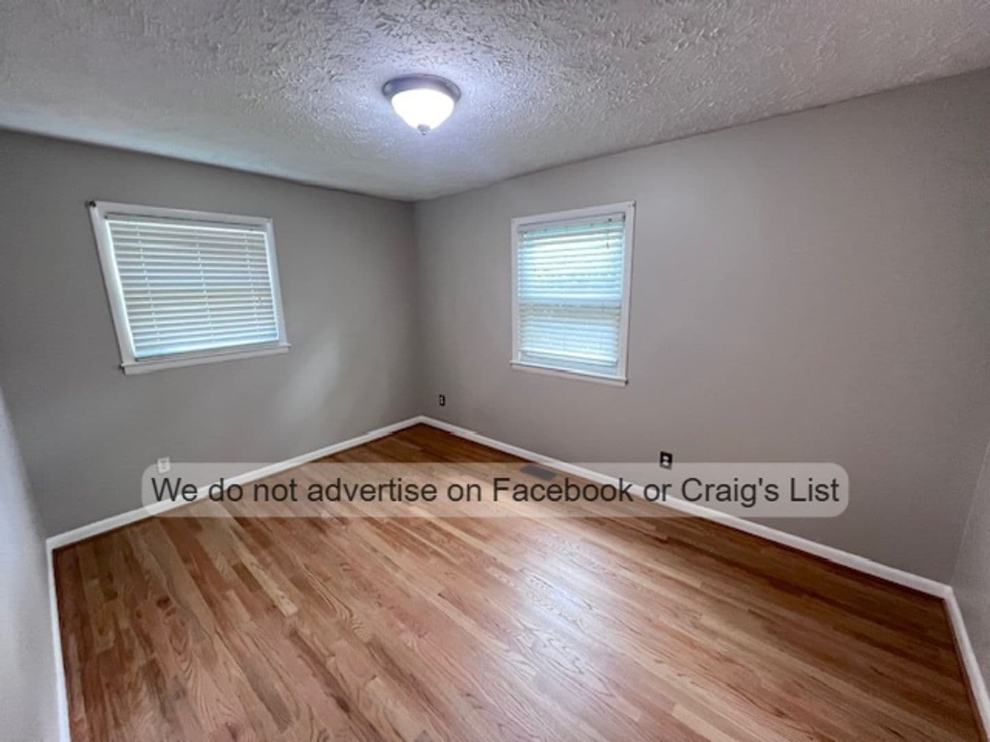 Fayetteville House: 219 N Ingleside Drive