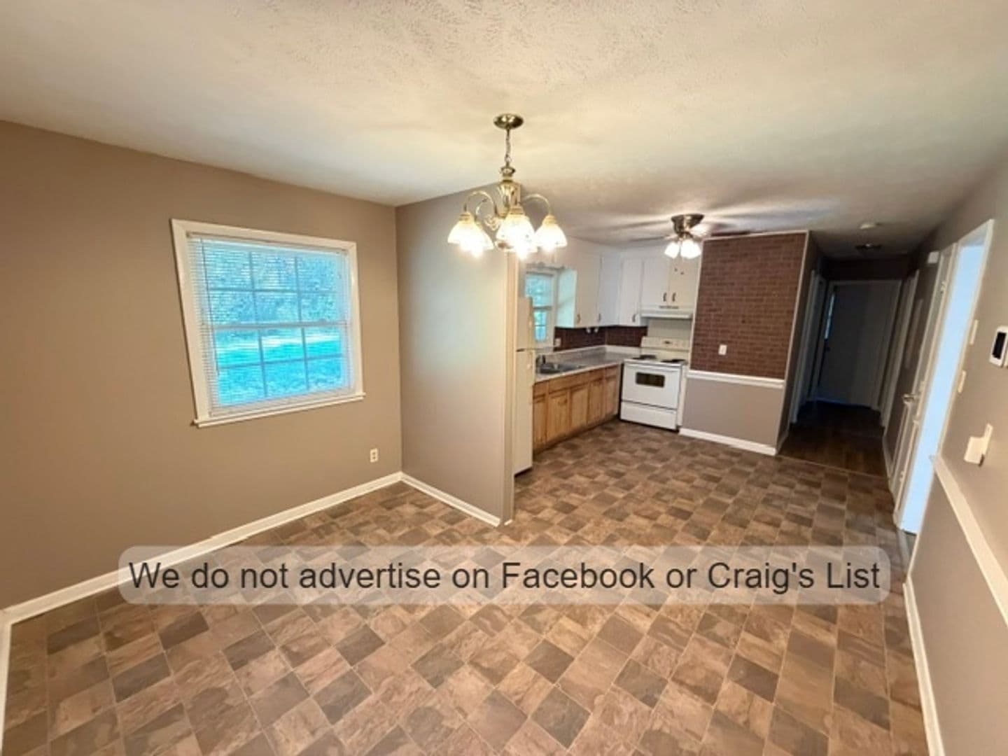 Fayetteville House: 806 Hicks Avenue