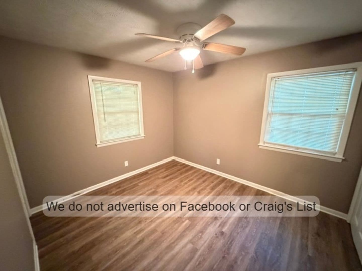 Fayetteville House: 806 Hicks Avenue