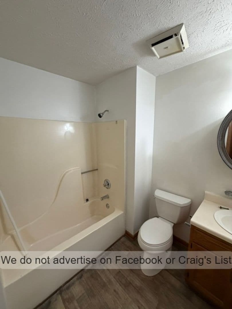 Fayetteville House: 7796 Adrian Drive