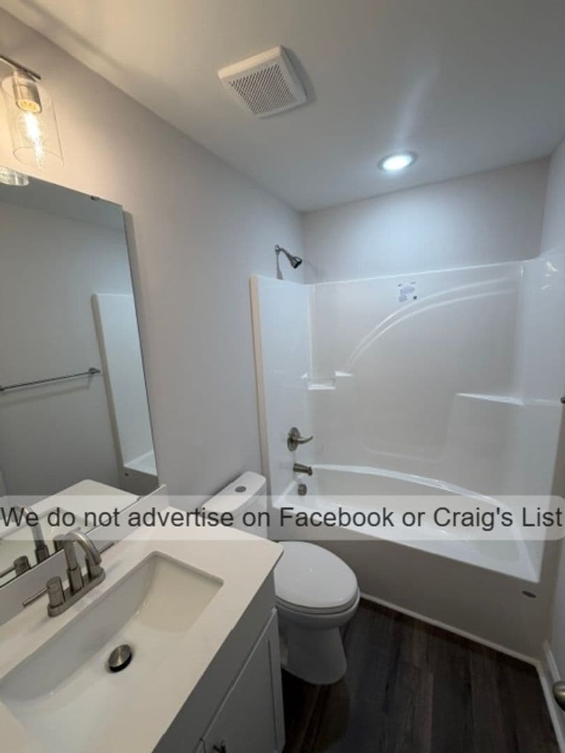 Spring Lake House: 722 Chapel Hill Road