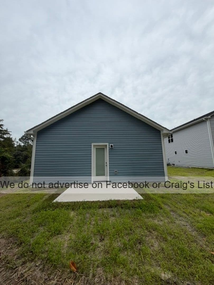 Spring Lake House: 744 Chapel Hill Road