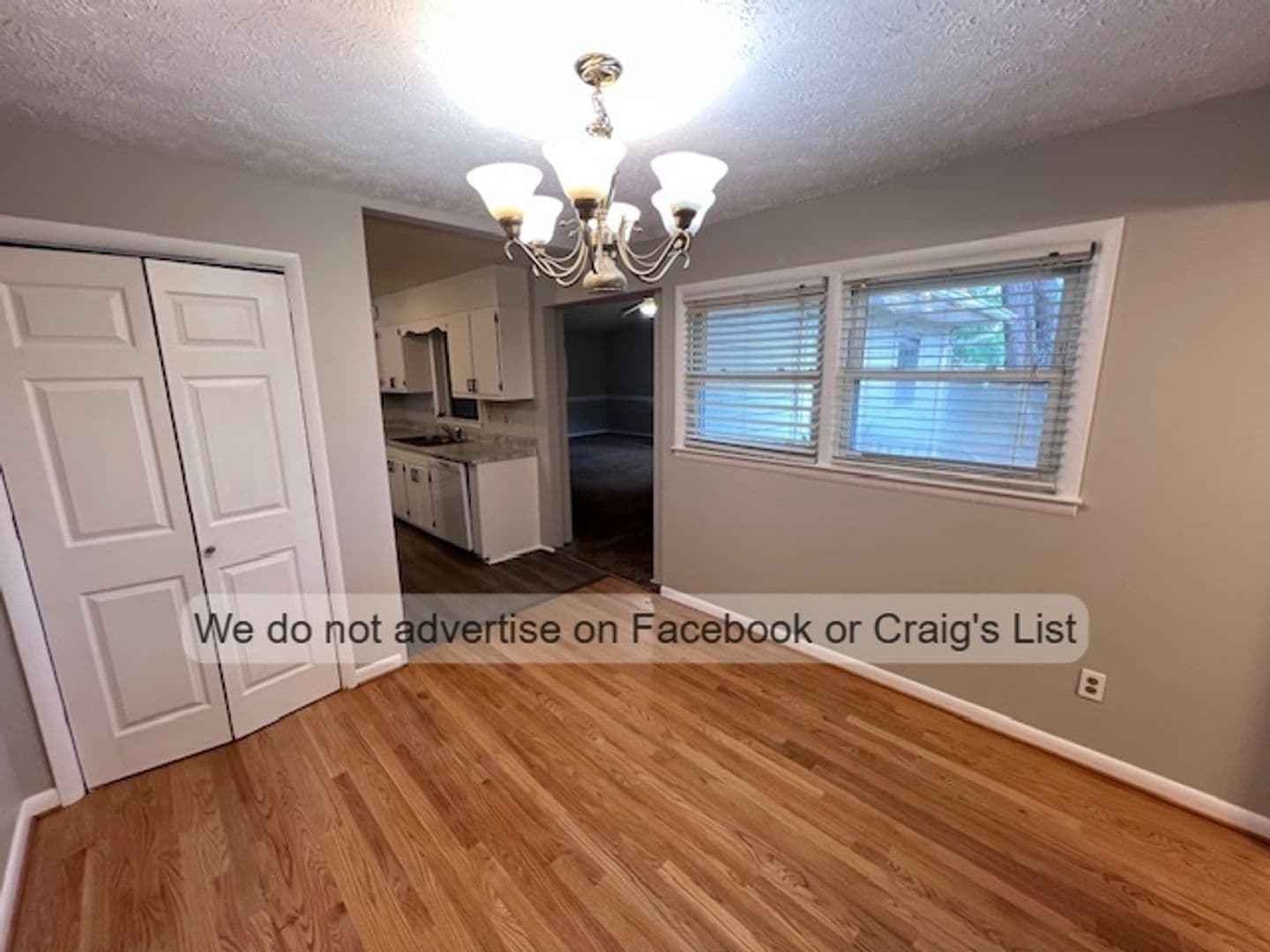 Fayetteville House: 219 N Ingleside Drive