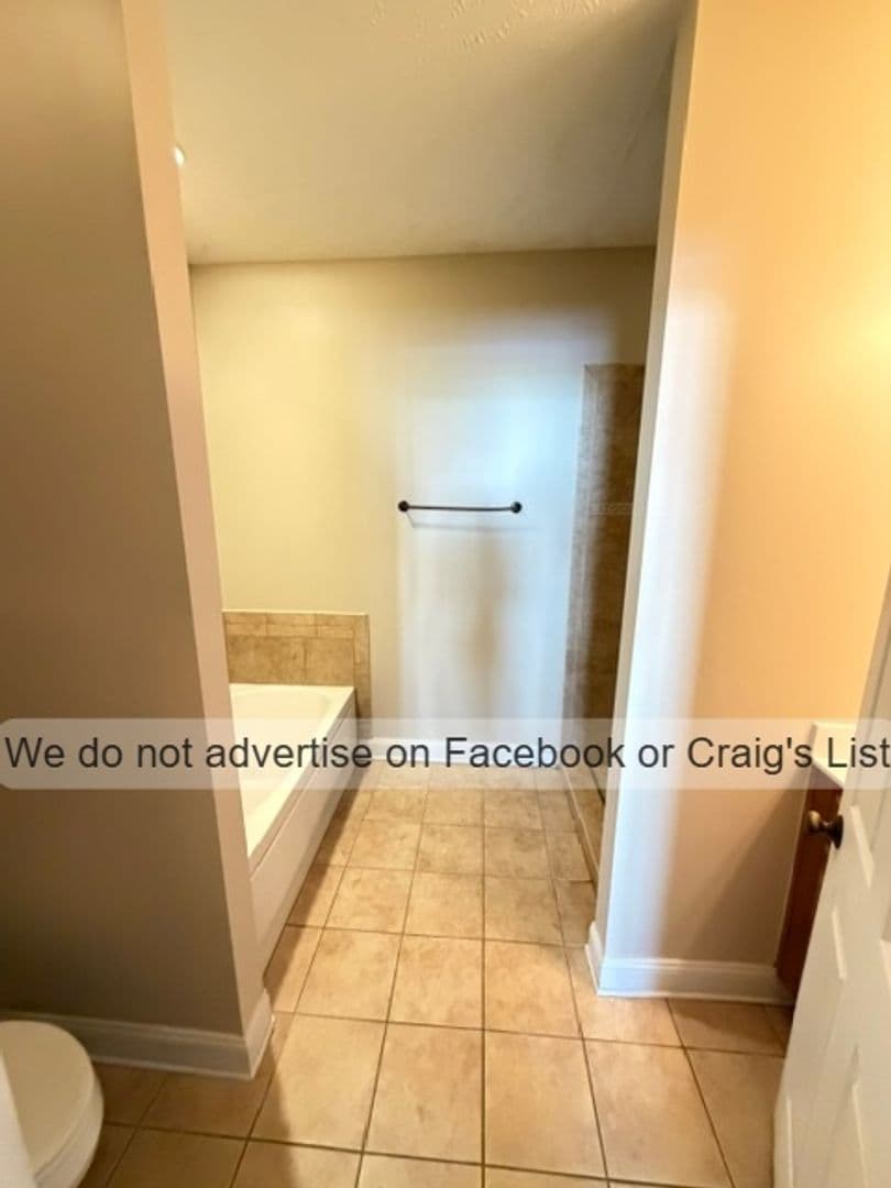 Fayetteville House: 129 Willborough Avenue