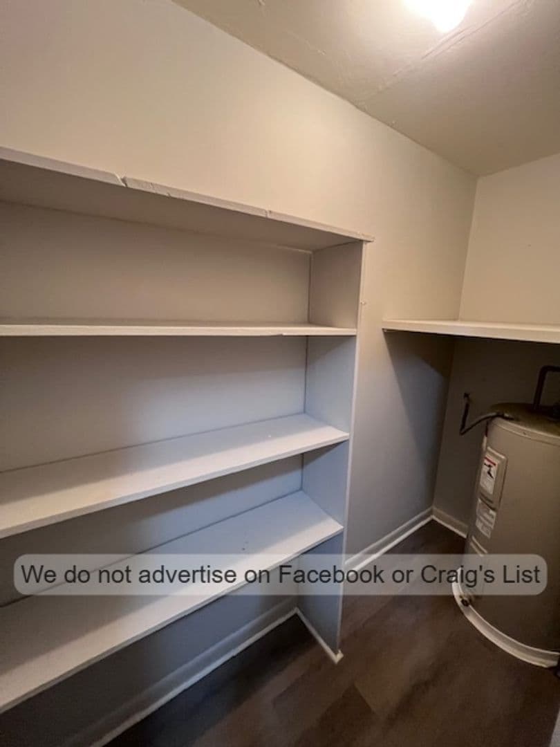 Fayetteville Apartment: 1021 W. Rowan Street