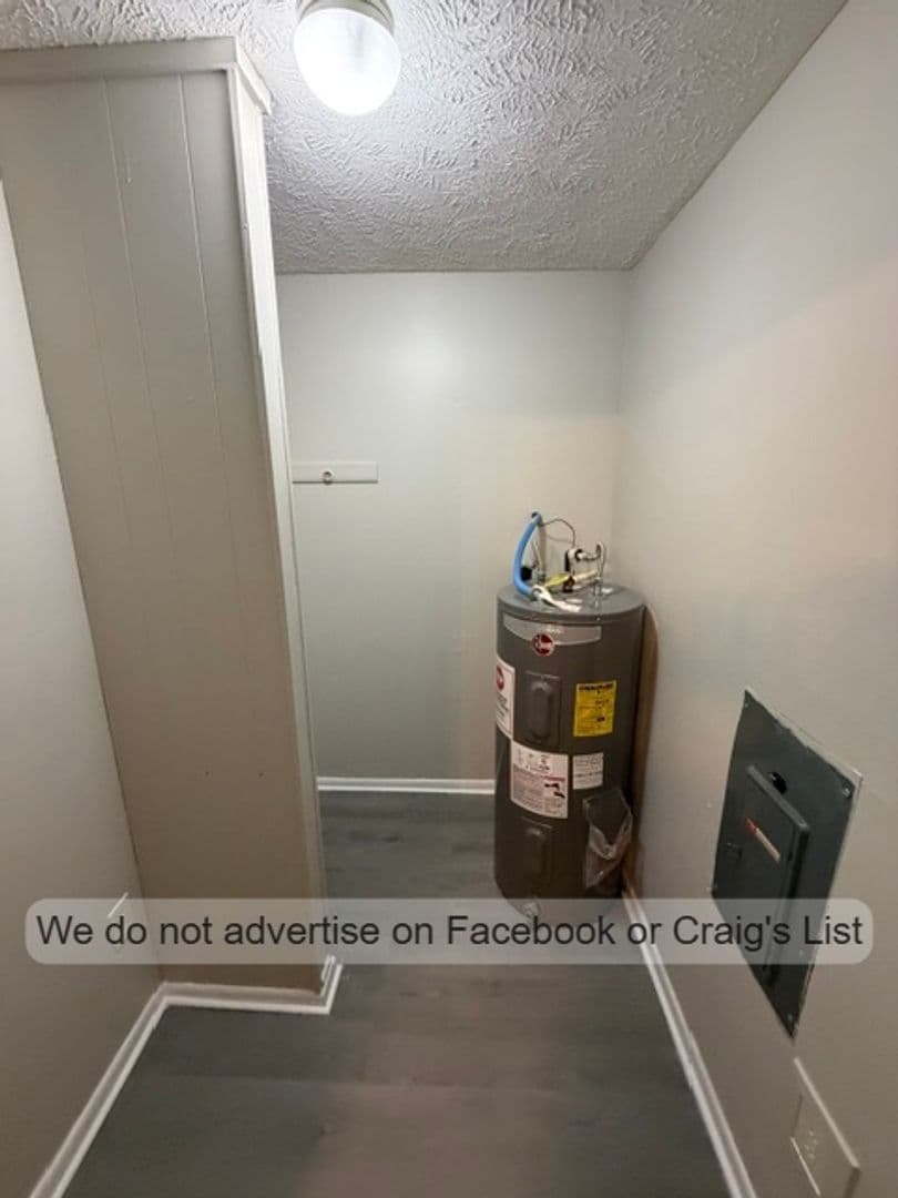 Fayetteville House: 2049 Corrinna Street