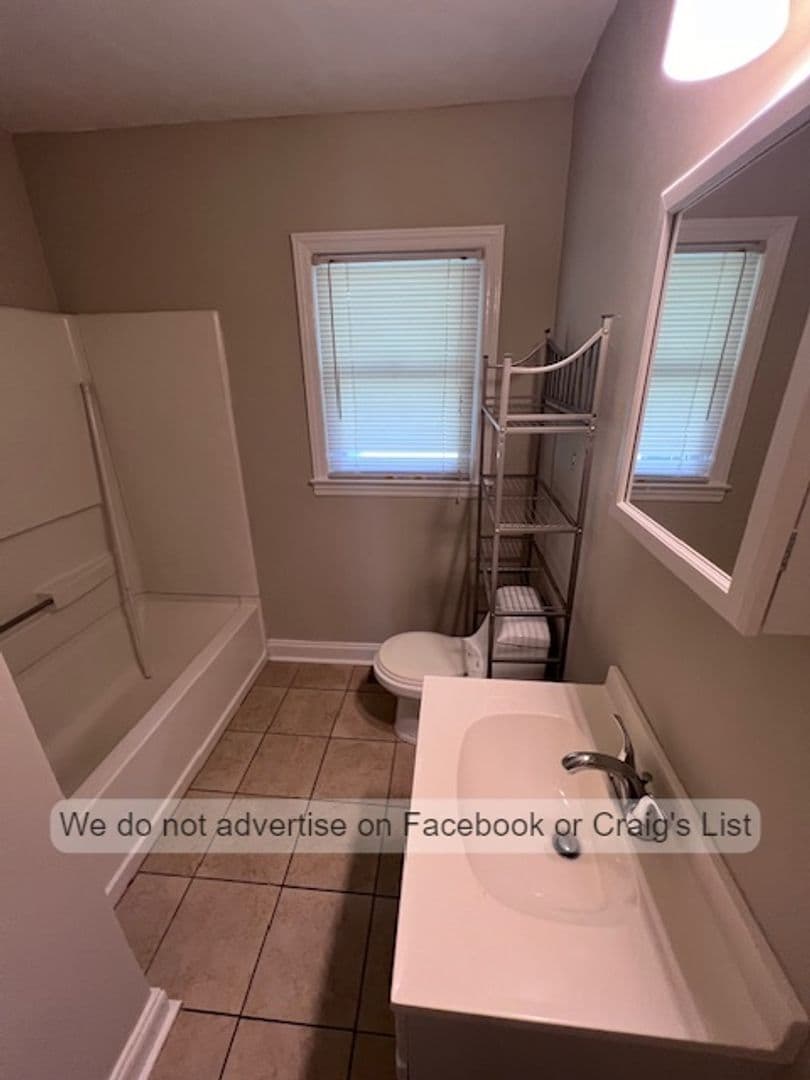 Fayetteville House: 5306 Walnut Drive