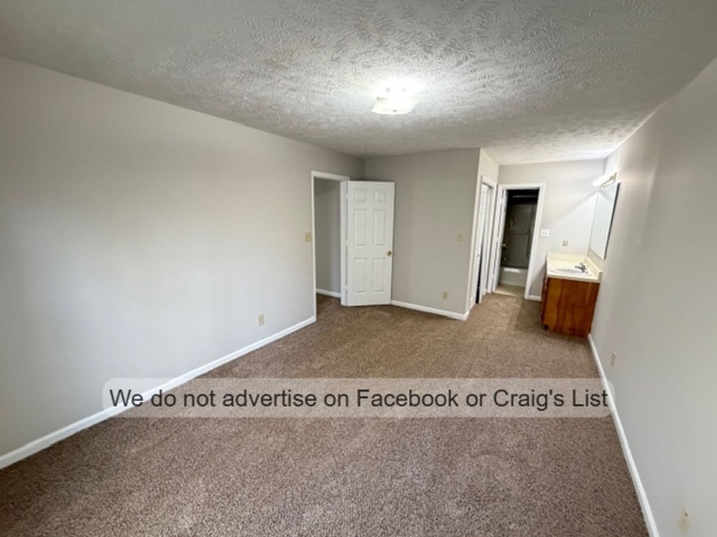 Fayetteville House: 6855 Shawcross Lane