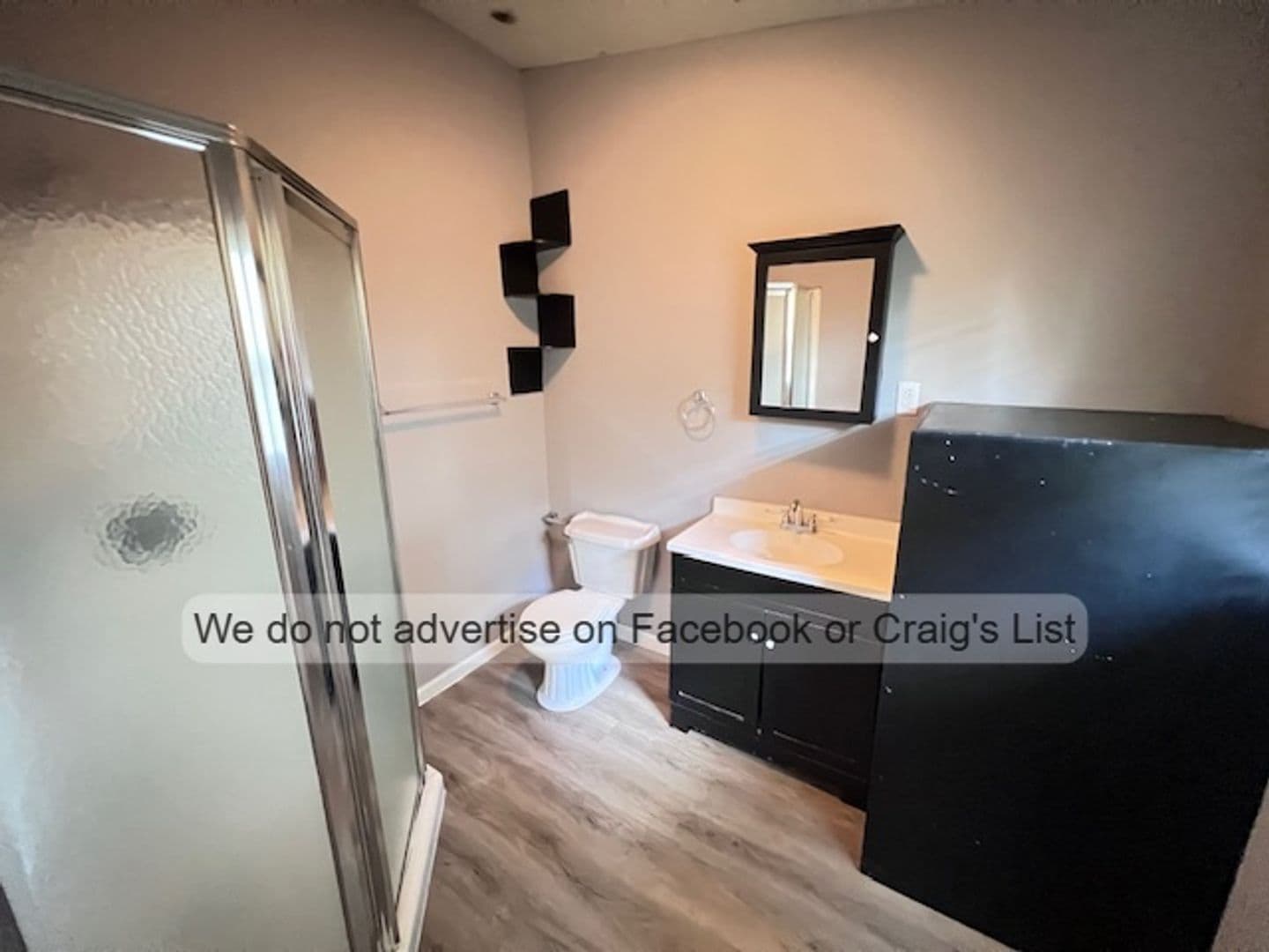 Fayetteville House: 219 N Ingleside Drive