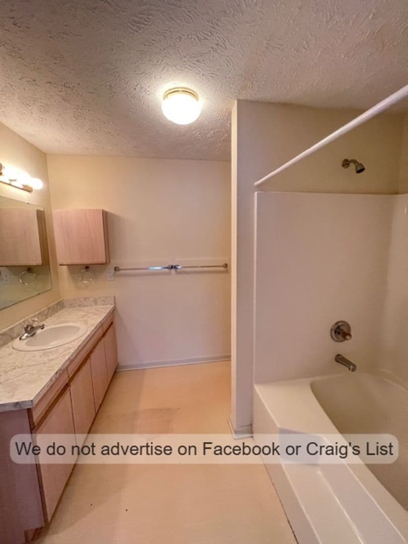 Fayetteville Apartment: 1836 Sardonyx Road