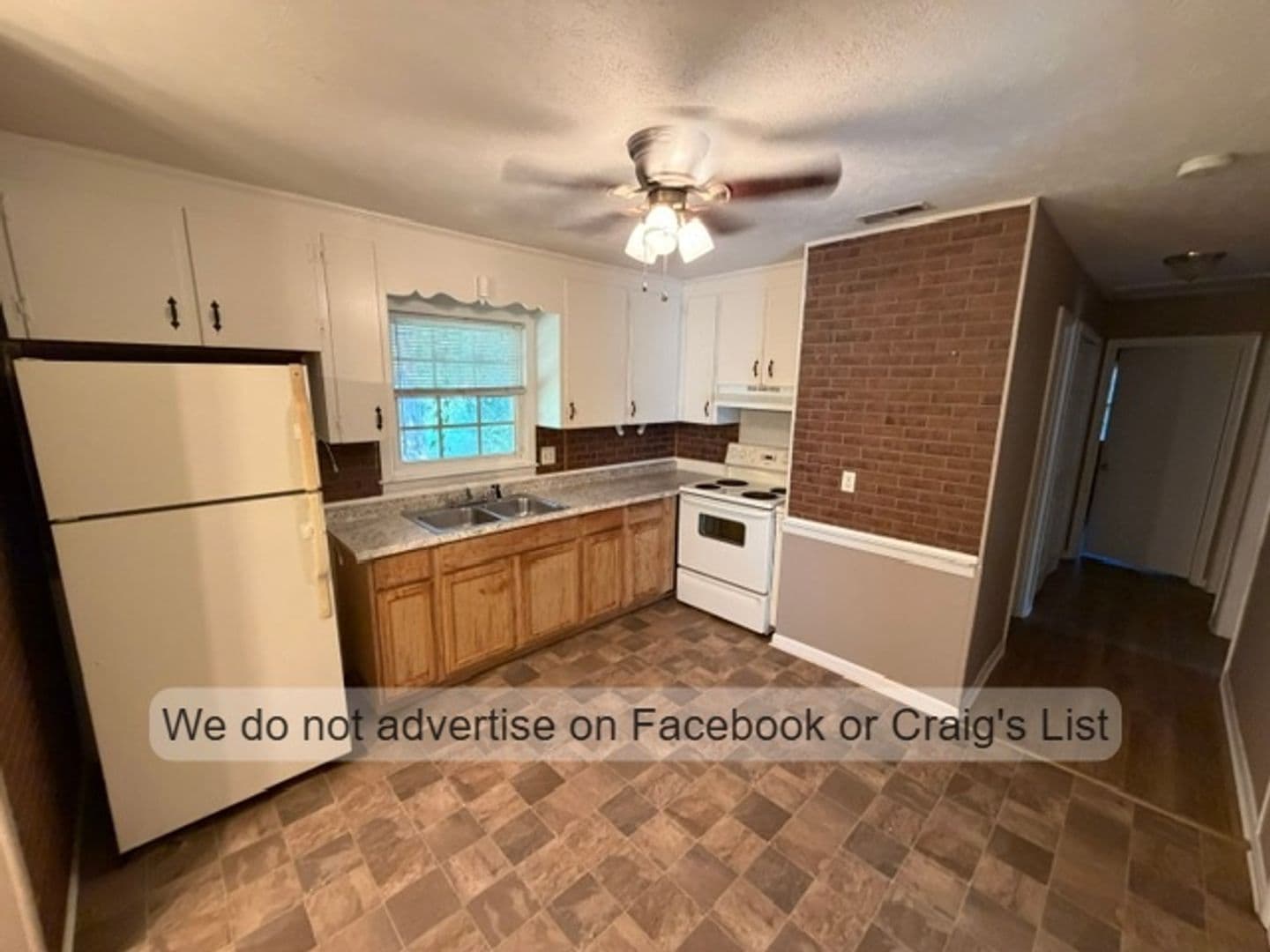 Fayetteville House: 806 Hicks Avenue