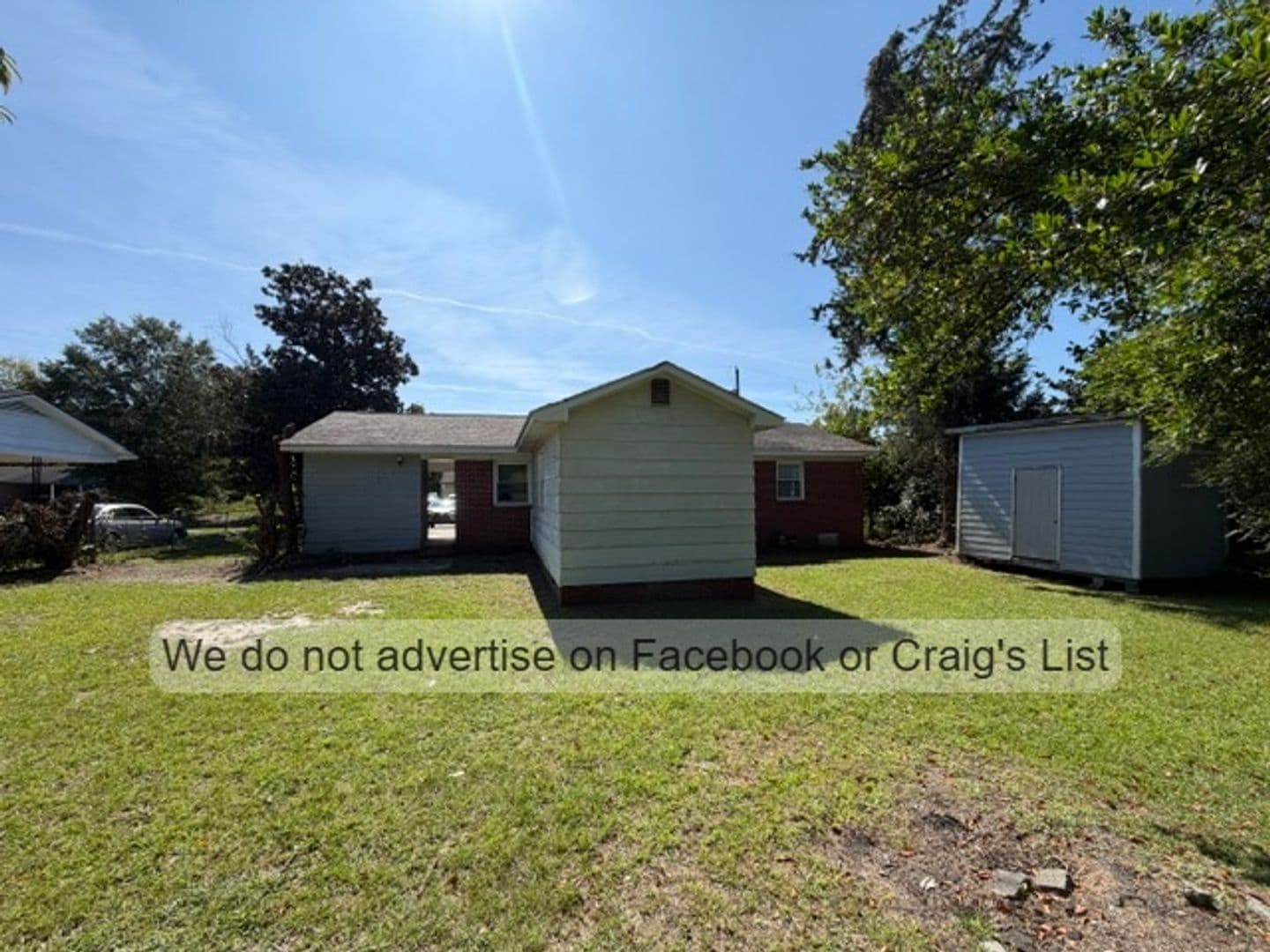Fayetteville House: 6494 Pleasant Street