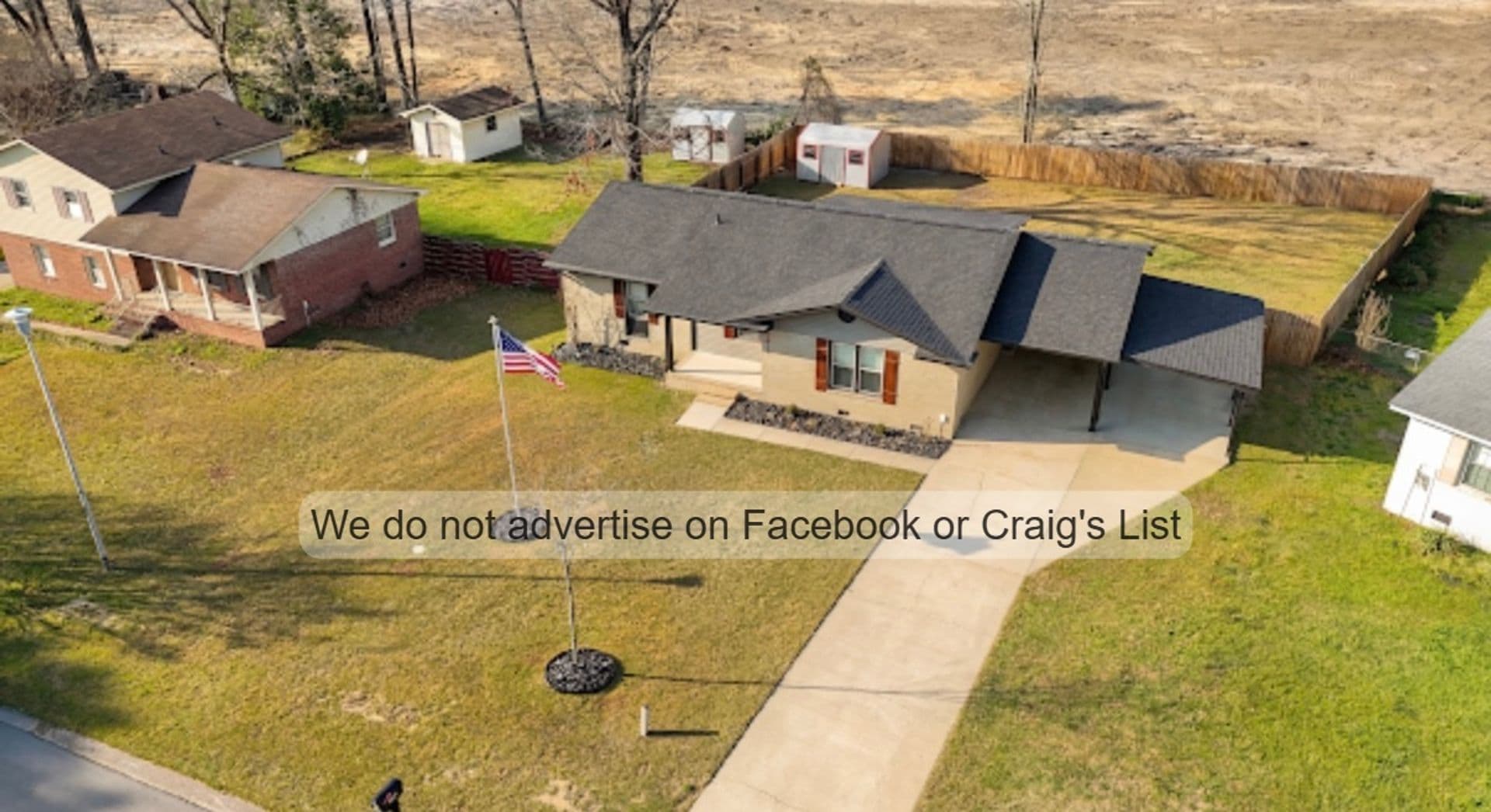Fayetteville House: 6612 Vaughn Road