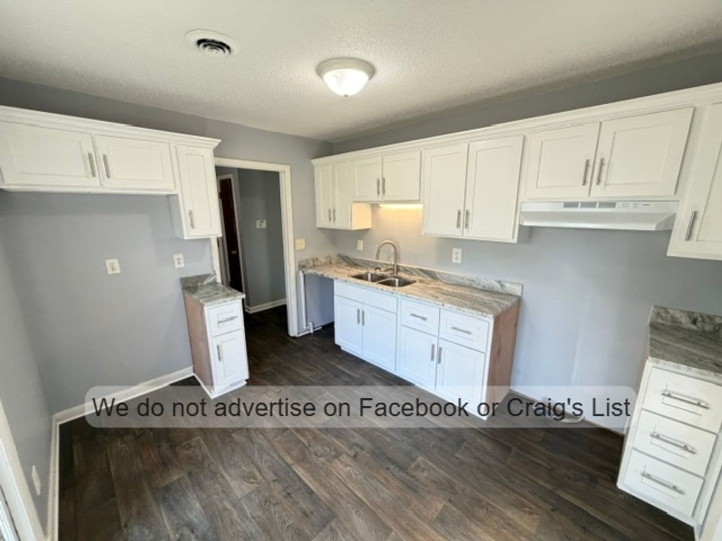 Fayetteville House: 1106 Thornwood Place