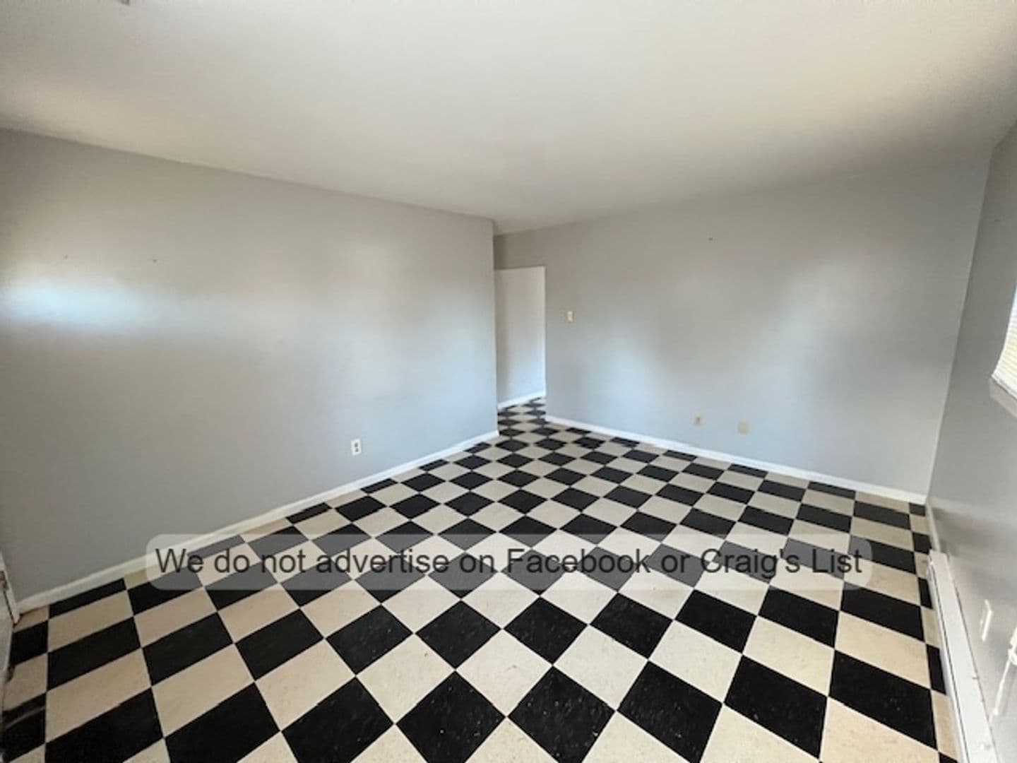 Fayetteville House: 650 Walker Street